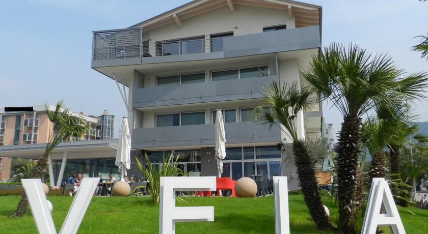 Aparthotel Centro Vela 3*